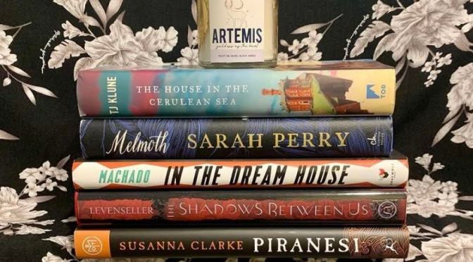 November Reading Wrap-Up (In Which I Finally Find Some 5-Star Reads!)